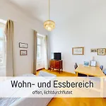 Apartman Marie Antoinette, Blick Auf Den Stadtplatz, Traunseeblick - Ideal Fuer Paare Und Kulturinteressierte