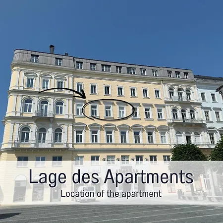 Salzkammergut Homes - Marie Antoinette, Blick Auf Den Stadtplatz, Traunseeblick - Ideal Fuer Paare Und Kulturinteressierte