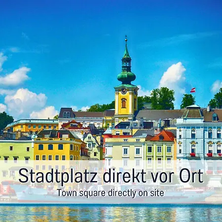 Apartment Marie Antoinette, Blick Auf Den Stadtplatz, Traunseeblick - Ideal Fuer Paare Und Kulturinteressierte