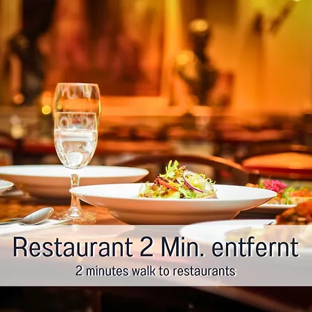 Marie Antoinette, Blick Auf Den Stadtplatz, Traunseeblick - Ideal Fuer Paare Und Kulturinteressierte Apartment *