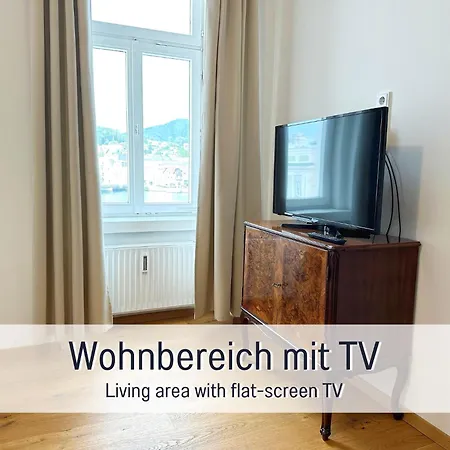 Apartman Salzkammergut Homes - Marie Antoinette, Blick Auf Den Stadtplatz, Traunseeblick - Ideal Fuer Paare Und Kulturinteressierte Gmunden