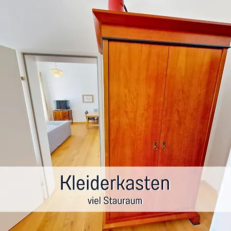 Appartamento Marie Antoinette, Blick Auf Den Stadtplatz, Traunseeblick - Ideal Fuer Paare Und Kulturinteressierte