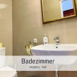 Marie Antoinette, Blick Auf Den Stadtplatz, Traunseeblick - Ideal Fuer Paare Und Kulturinteressierte