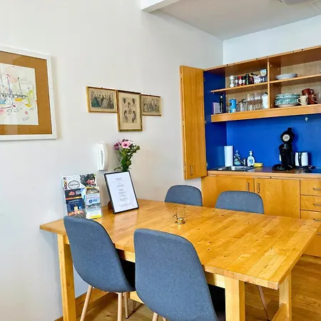 Marie Antoinette, Blick Auf Den Stadtplatz, Traunseeblick - Ideal Fuer Paare Und Kulturinteressierte *