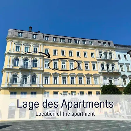 Salzkammergut Homes - Marie Antoinette, Blick Auf Den Stadtplatz, Traunseeblick - Ideal Fuer Paare Und Kulturinteressierte